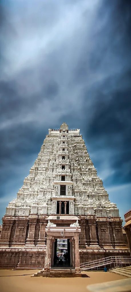 Vellai Gopuram