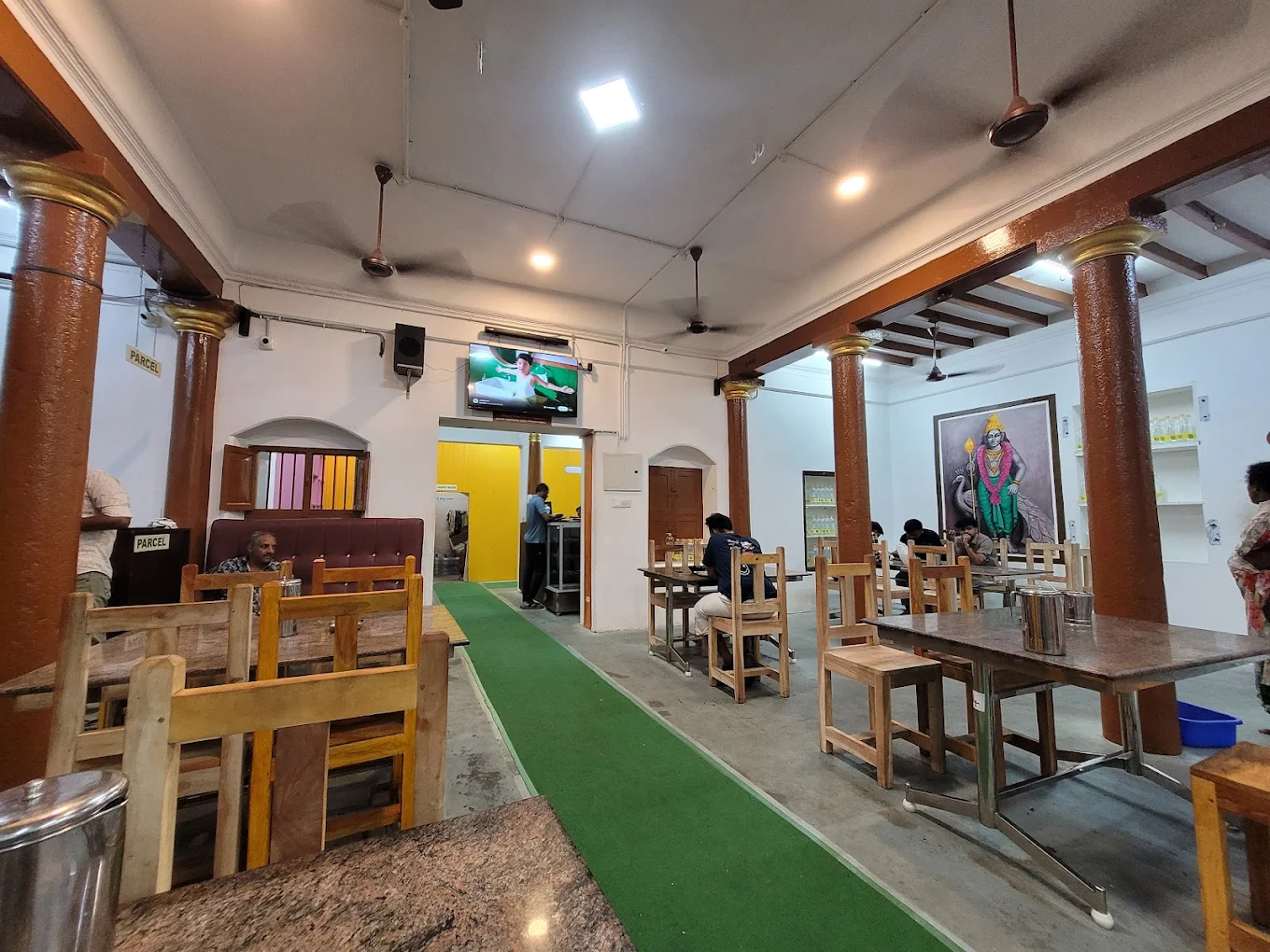 Gugan’s Restaurant