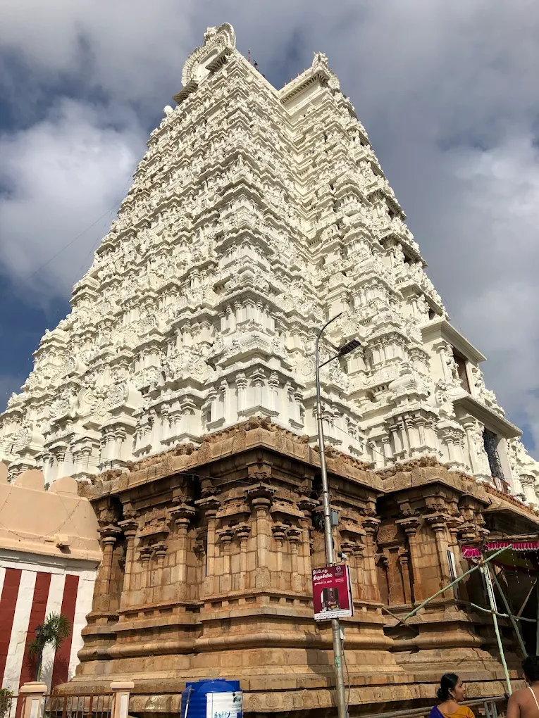 Vellai Gopuram